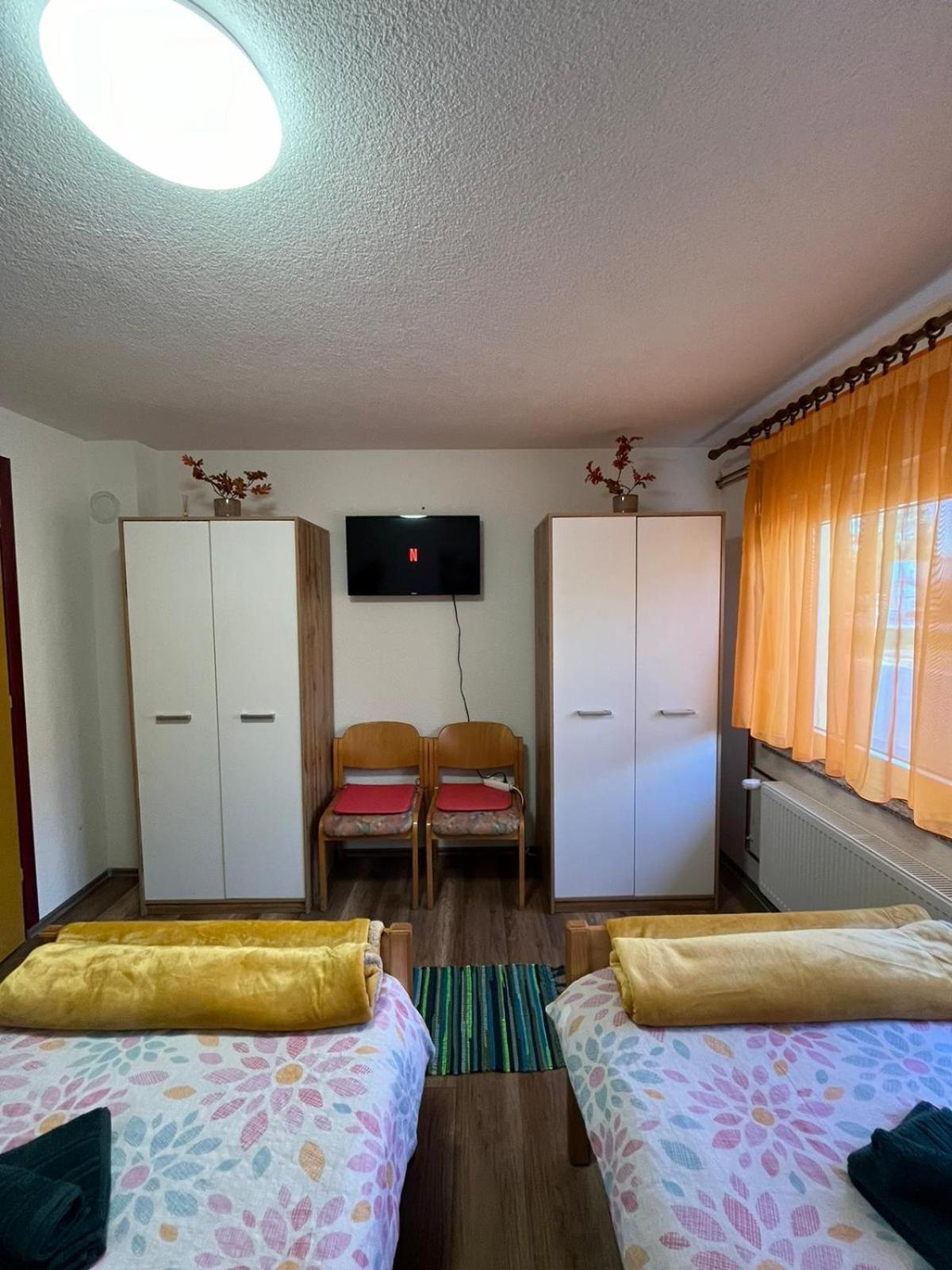 Gospić Apartman Josip מראה חיצוני תמונה