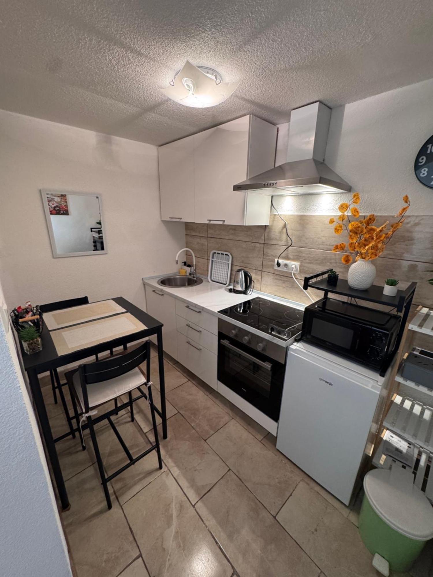 Gospić Apartman Josip מראה חיצוני תמונה
